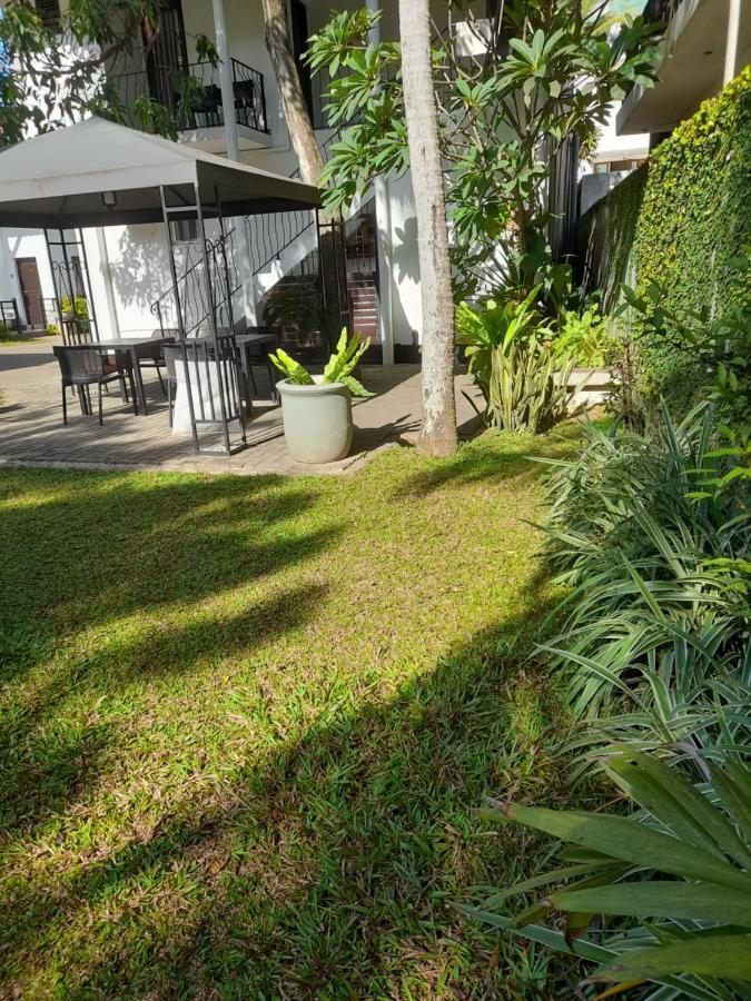 The Branch B&B Negombo Extérieur photo